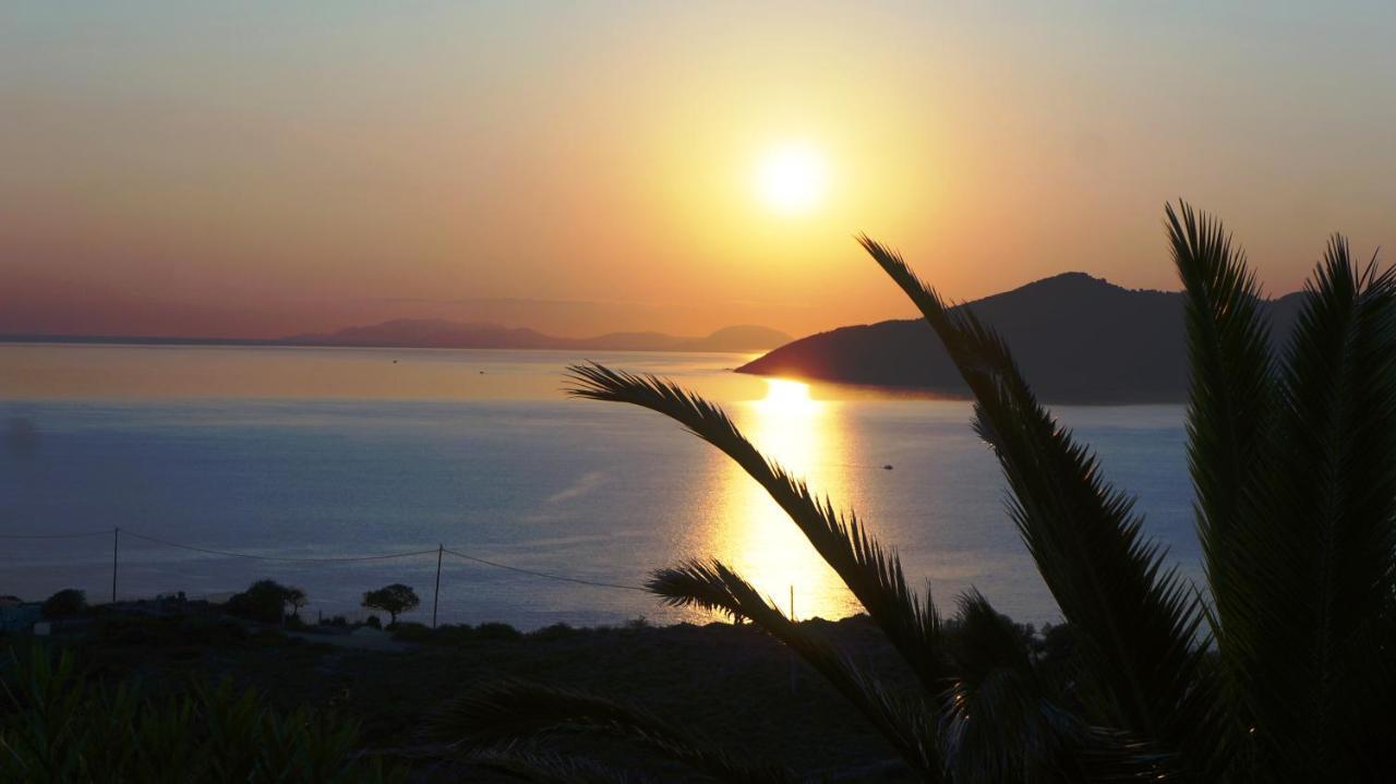 Aegean Sea Skiathos * Kalivia (Skiathos)